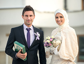 Muslim man and woman getting married