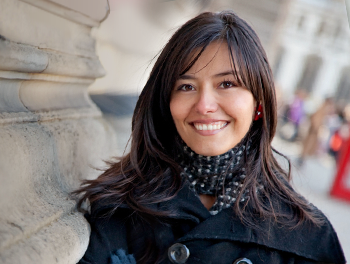 woman smiling in edinburgh