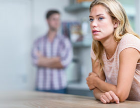 Woman can't connect with emotionally unavailable man