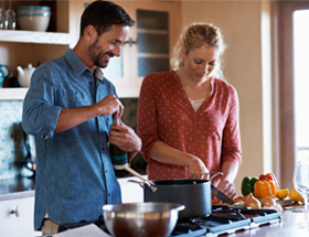 over 40 couple cook together